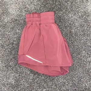 LULULEMON hotty hot shorts 4”